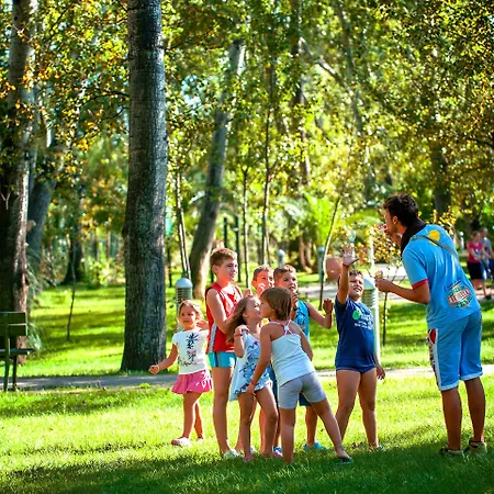 Calaserena Station touristique