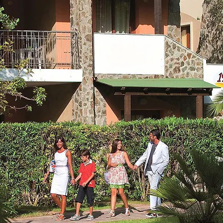 Resort Calaserena