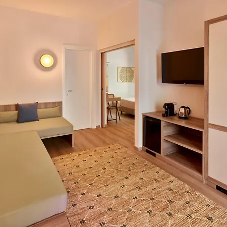 Θέρετρο Calaserena Geremèas