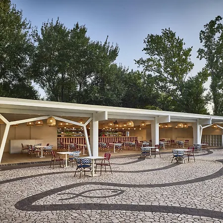 Calaserena Village Geremèas