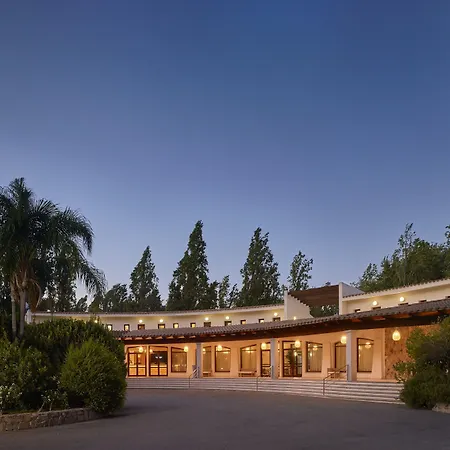 Resort Calaserena Village Geremèas