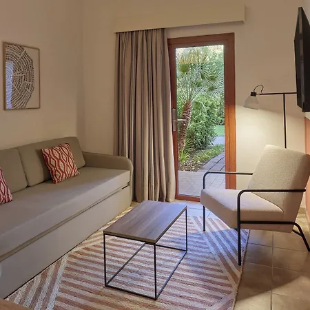 Calaserena Θέρετρο Geremèas