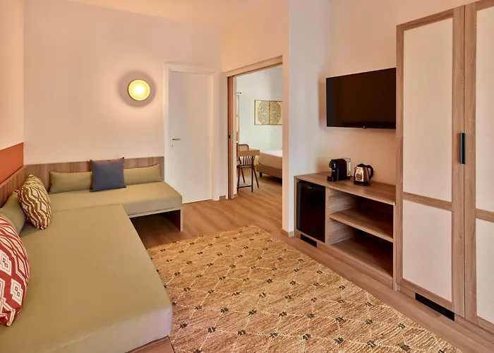 Resort Calaserena Village Geremèas