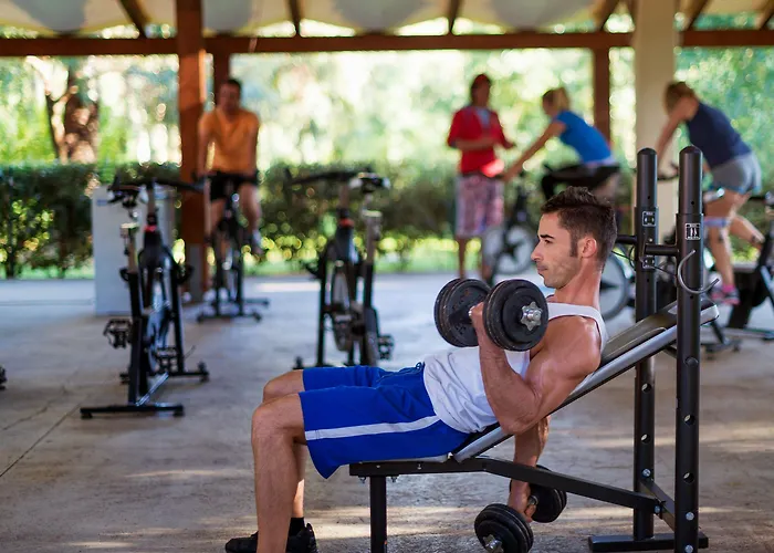 Resort Calaserena Village 4*