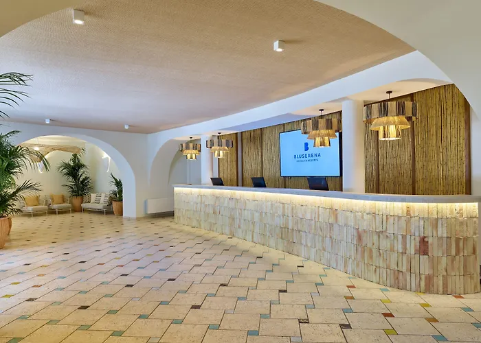 Resort Calaserena Village 4*