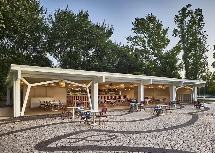 Calaserena Village Geremèas